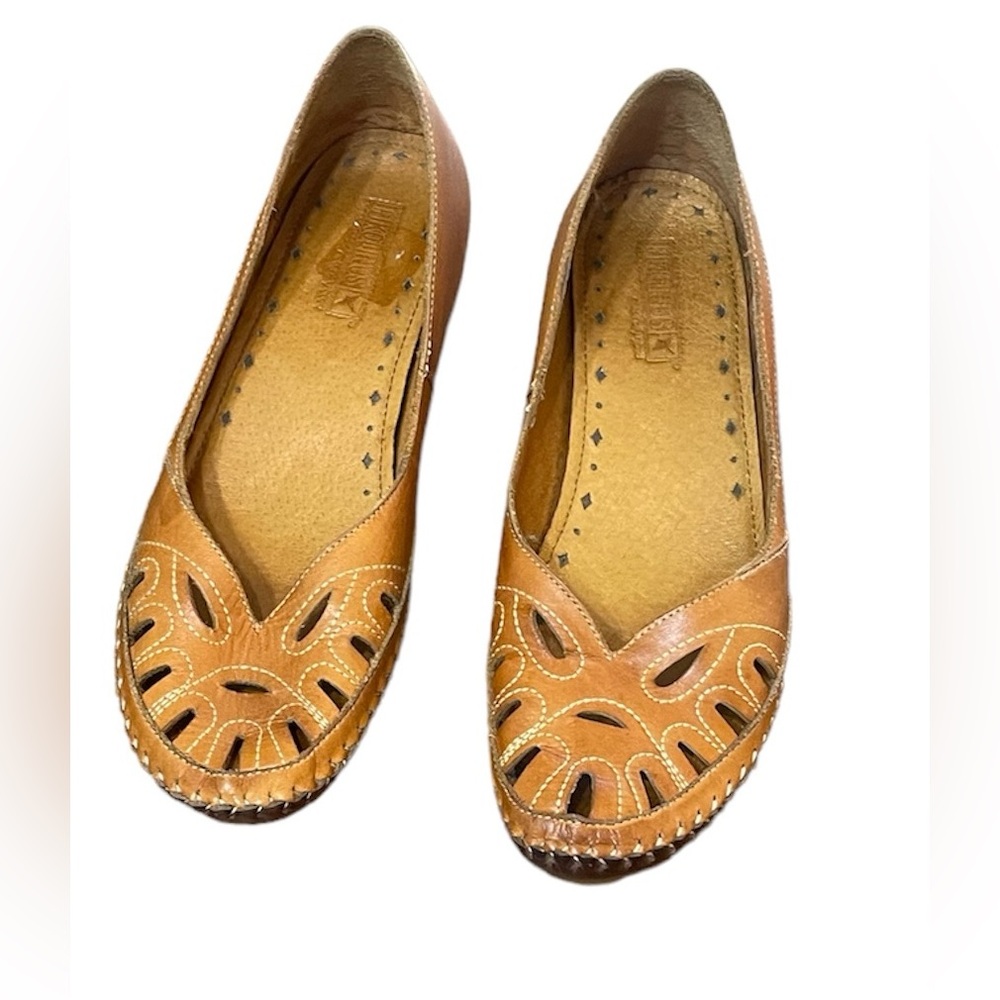Pikolinos Ballet Kitten Heel Leather Cut Out Size Euro 41 US 8